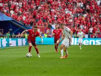 NG28-包含梅西迎来十二赛季高光表现，瑞士队球迷沸腾！的词条